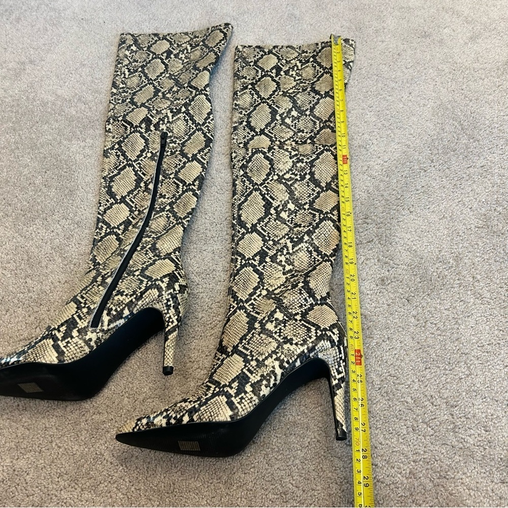Design concept studio cream black snake print thigh high over the knee boots NWT - Picture 9 of 14
